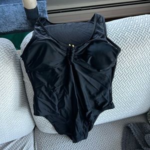 CUPSHE NWT solid black Italian voyage U-wire mesh cheeky one piece swimsuit